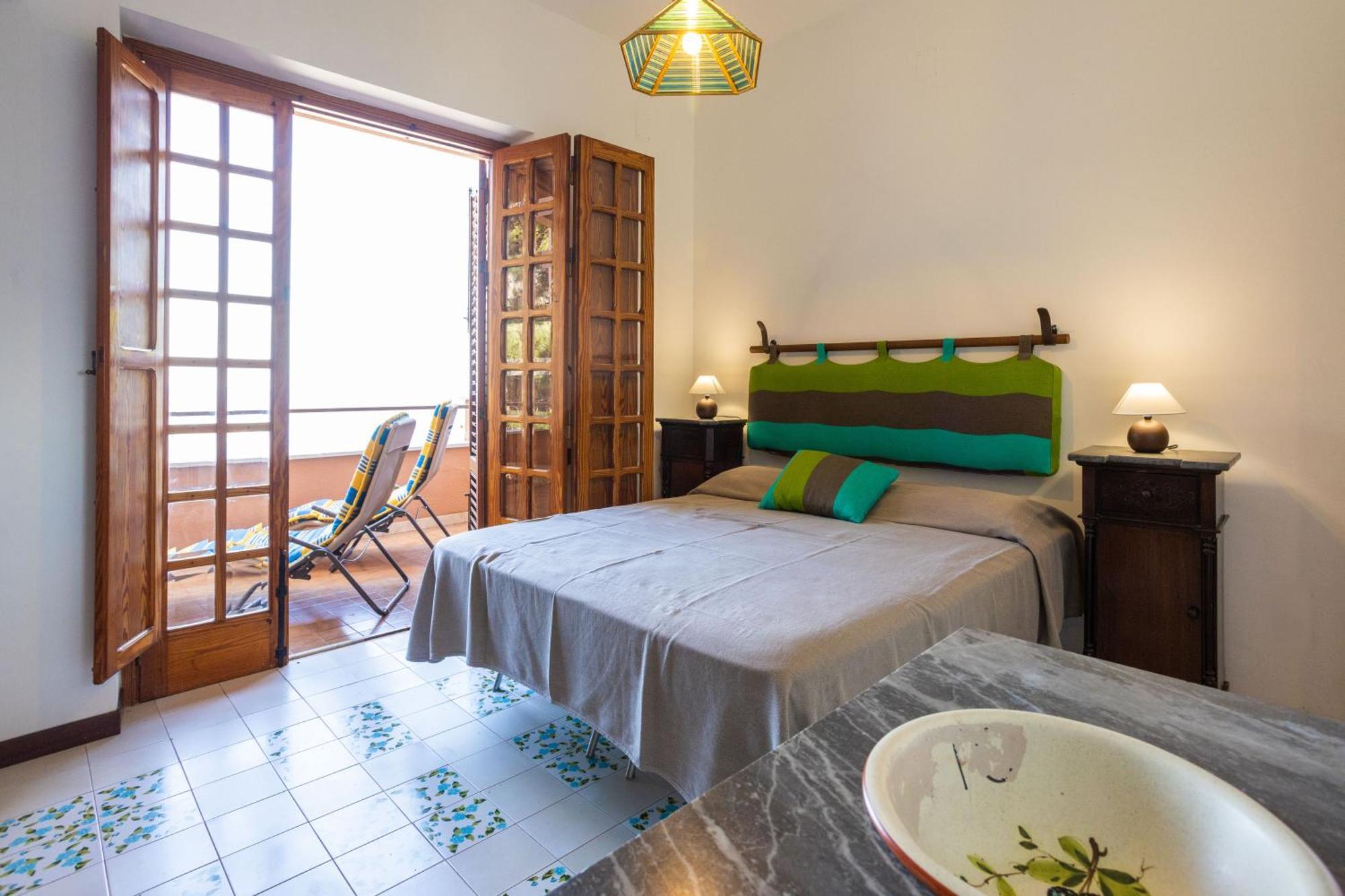 Villa Nel Verde Sul Mare, Mondello, Палермо Екстериор снимка